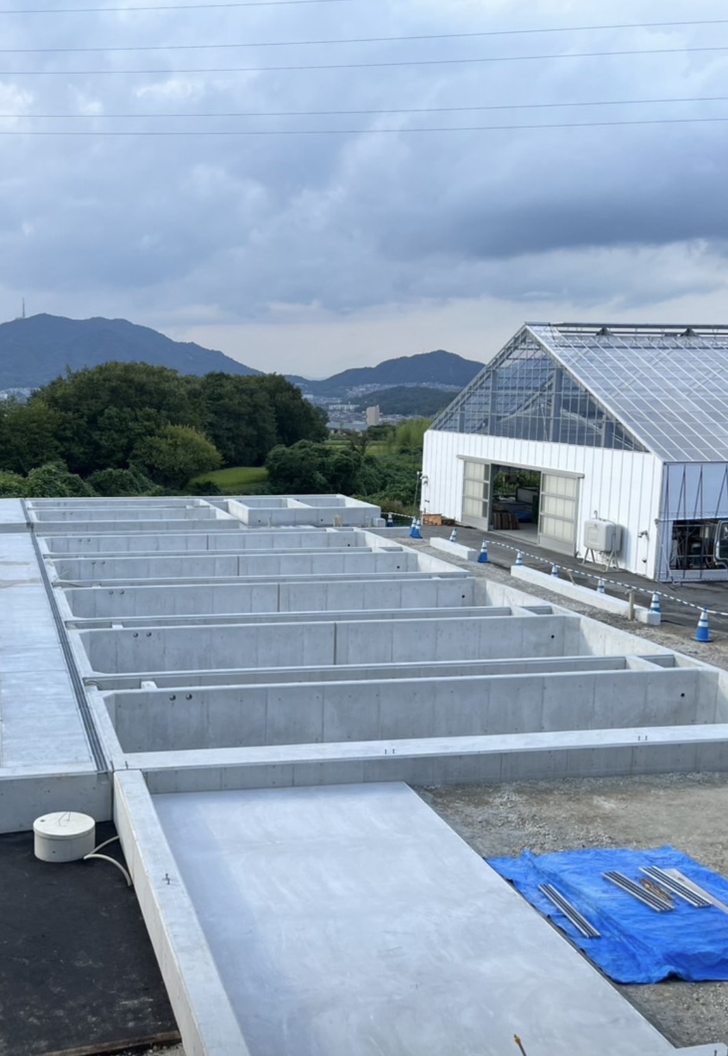 写真：水槽新設工事